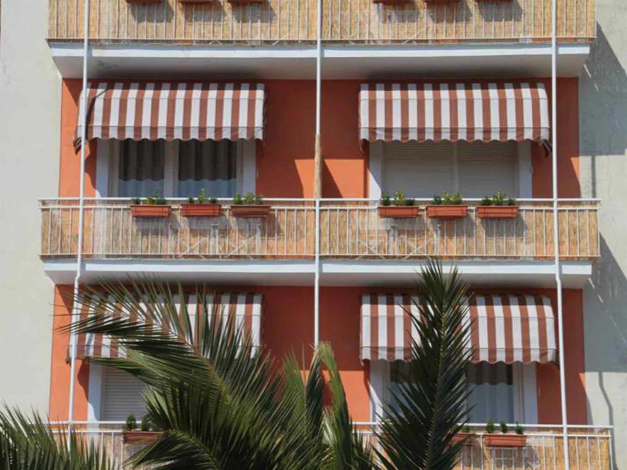 لافانيا Hotel Ancora Riviera المظهر الخارجي الصورة